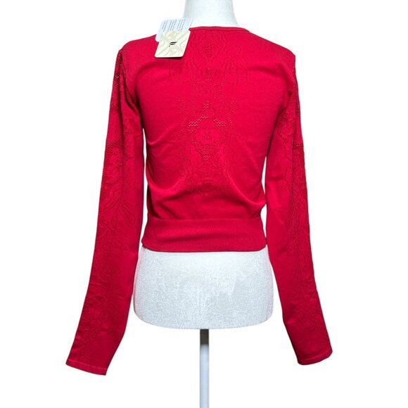 NEW Fabletics Size L Seamless Lace Long-Sleeve Cropped Top Bold Red Activewear - Picture 2 of 10